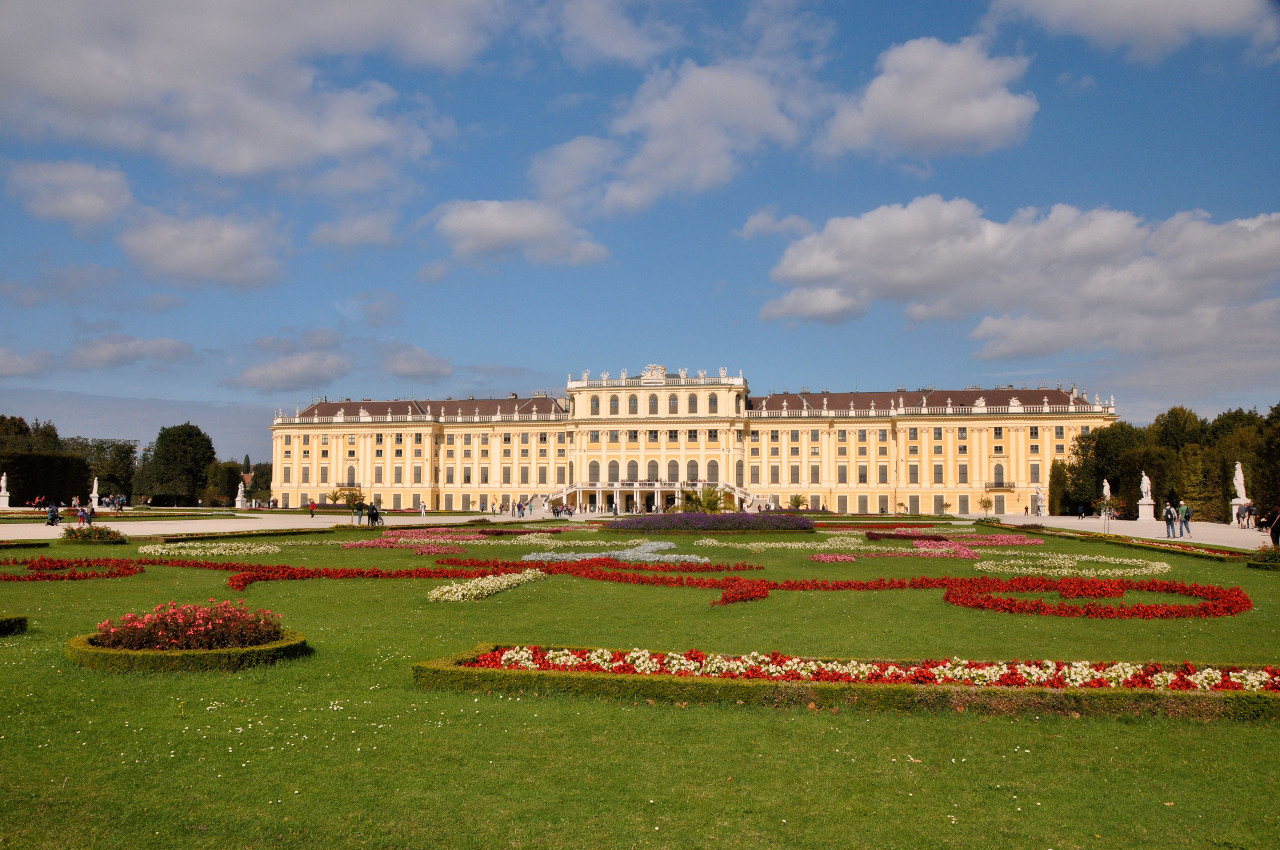  |Schloss Schönbrunn, Gartenseite
